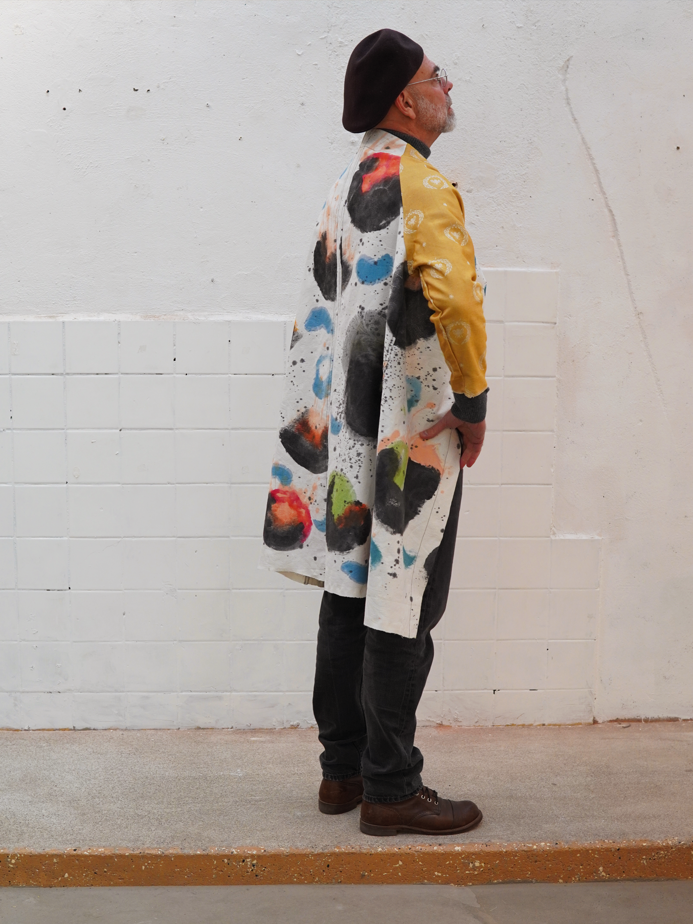 Add new design - Skjortrock: Originalmålad textil + guldärmar