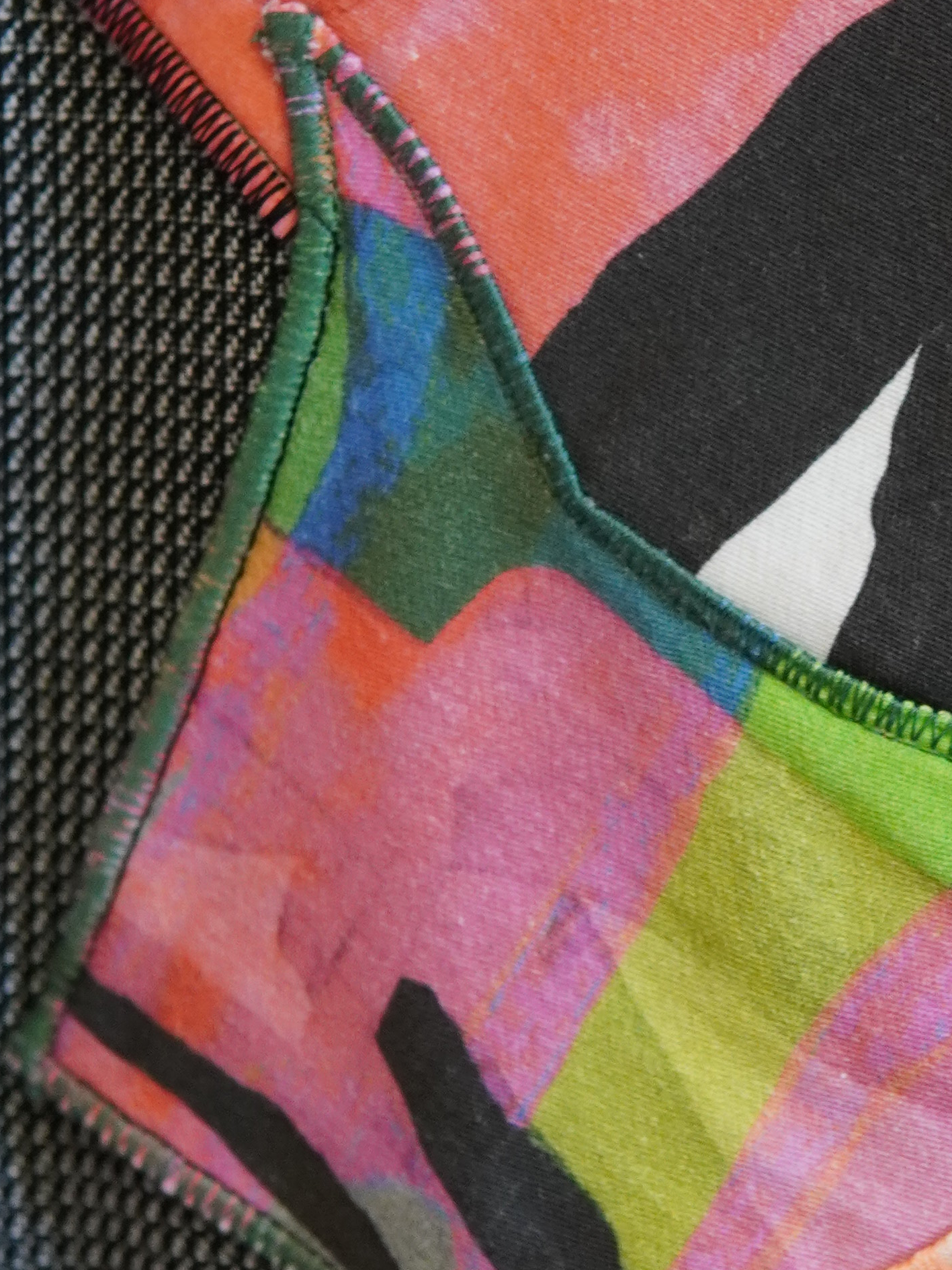 Add new design - Väst + kollage av textilspill stl S